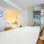 아파트 Lecomte - The Shoreline Coastal Walks 190 *