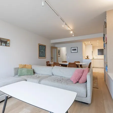 Ermitage Coastal Walks 190