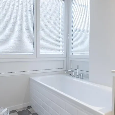 Διαμέρισμα Ermitage Coastal Walks 190 *