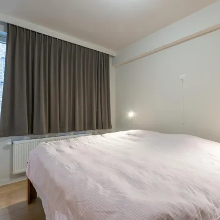 Lecomte - The Shoreline Coastal Walks 190