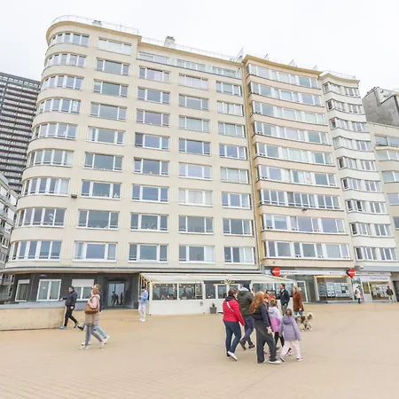 Lecomte - The Shoreline Coastal Walks 190 오스텐드